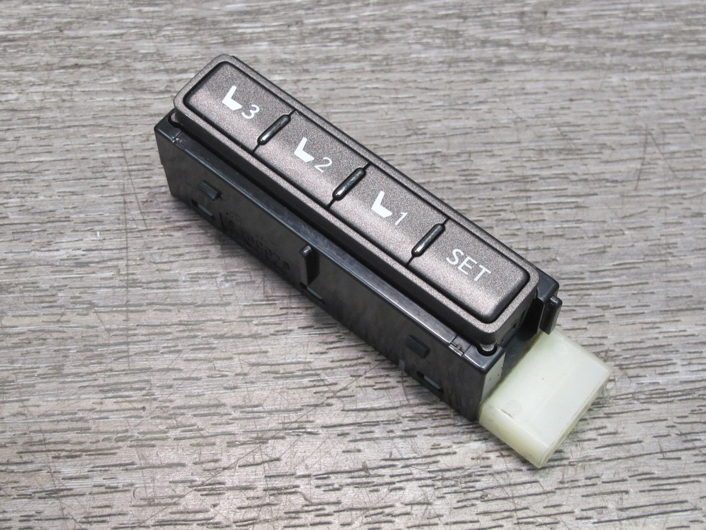 07-12 Lexus UVF46L LS600h LS460 Front Left Driver Seat Memory Switch OEM