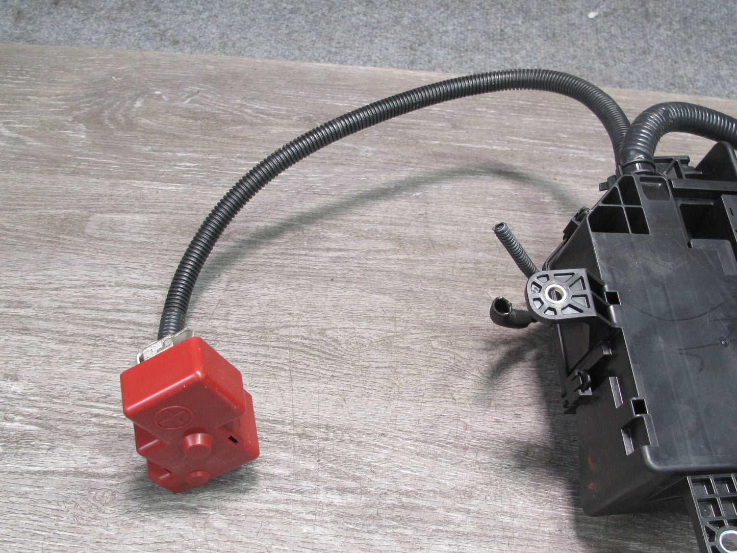 08-09 Lexus UVF46 LS600h Hybrid Rear Fuse Junction Box Battery Cable OEM