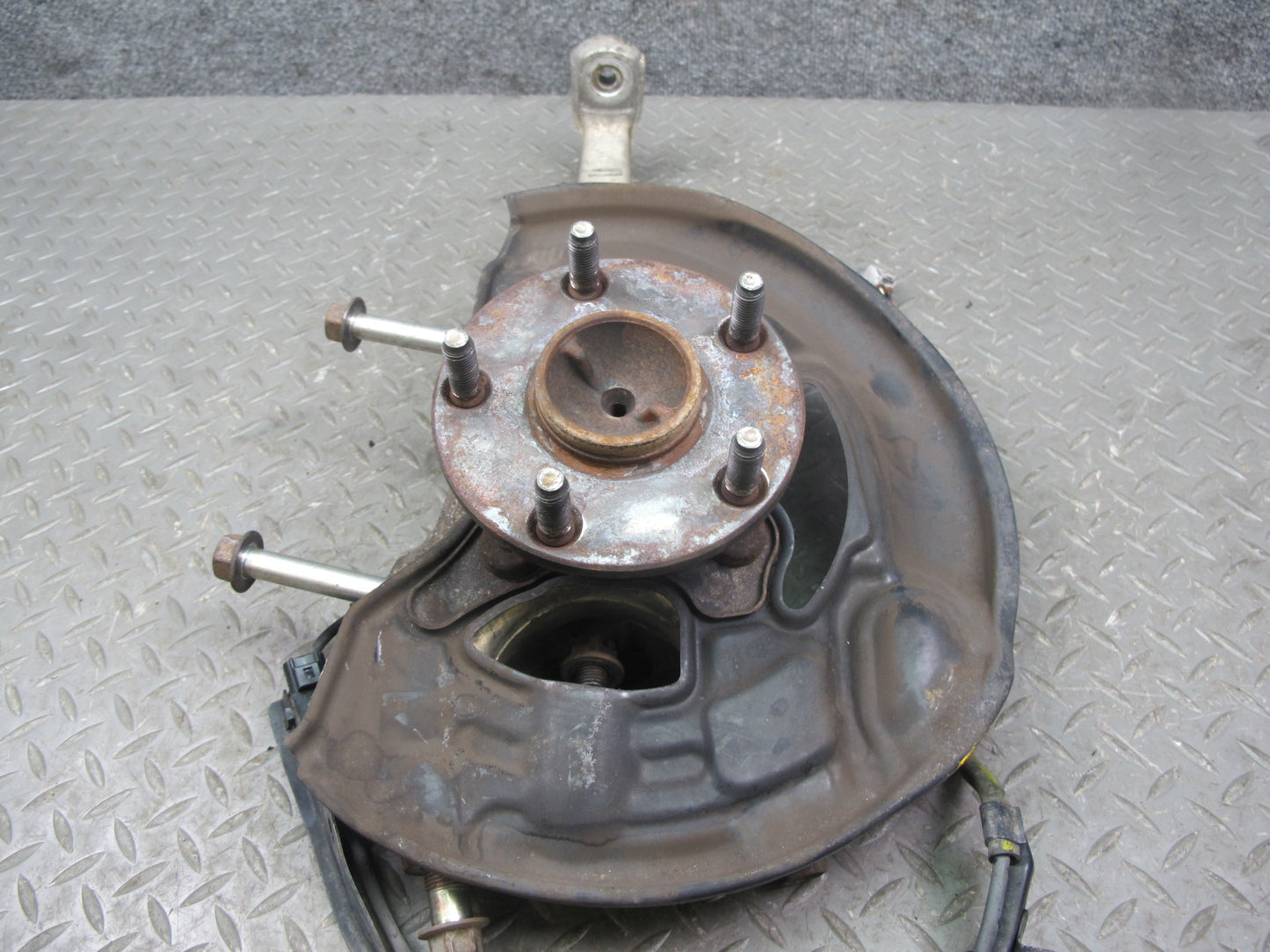 01-06 Lexus UCF30L LS430 RWD Front Right Spindle Knuckle Wheel Hub Bearing OEM
