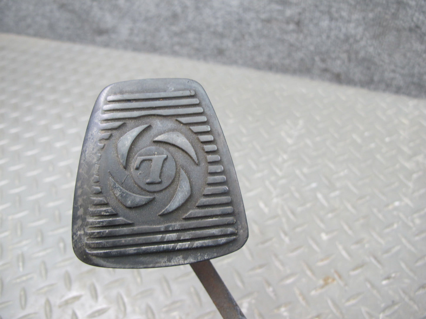 75-82 Triumph TR7 Clutch & Brake Pedal Assembly OEM