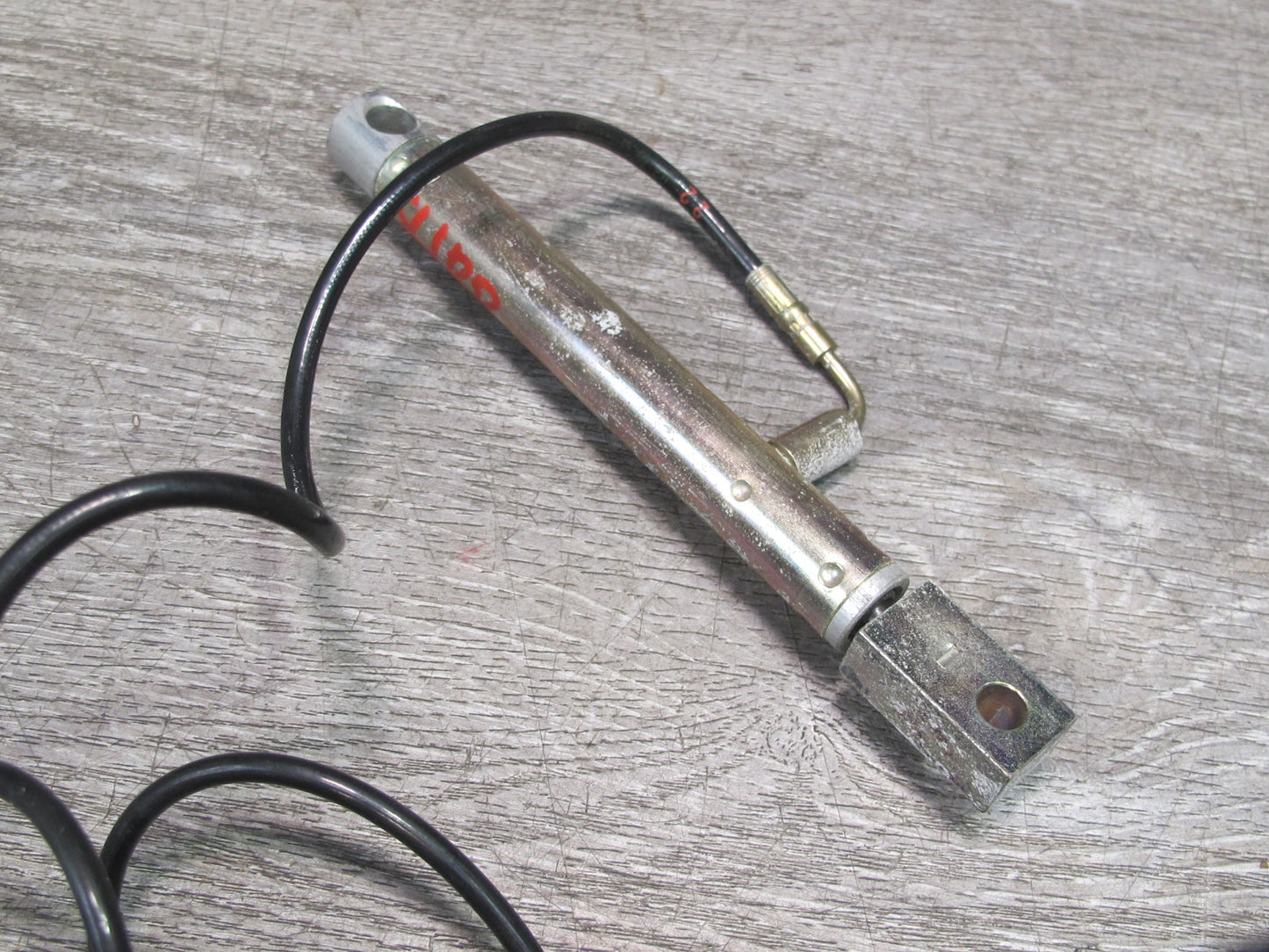 03-12 Mercedes R230 SL Convertible Rear Right TOP Roof Cylinder w Line OEM