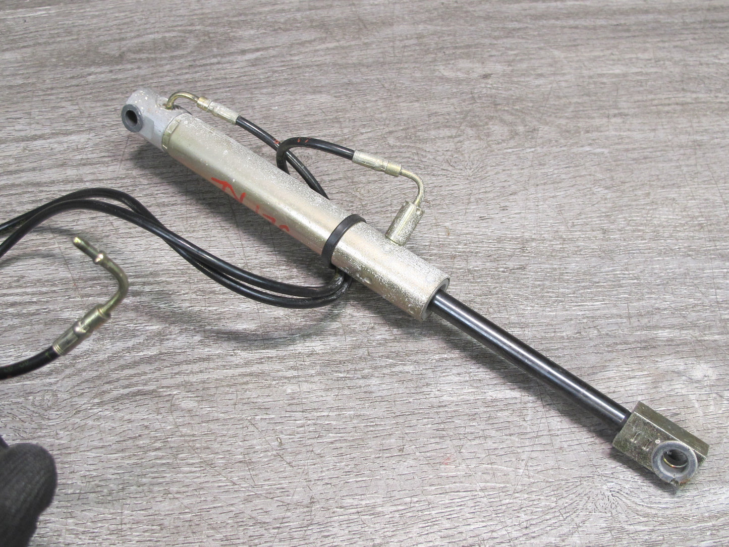 03-12 Mercedes R230 SL Convertible Rear Left TOP Roof Cylinder w Hose Line OEM