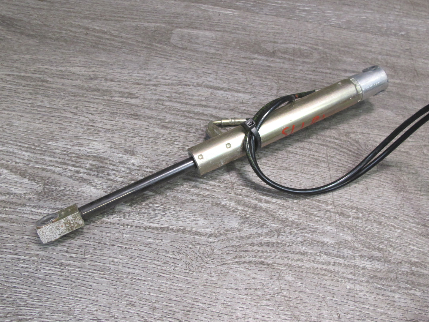 03-12 Mercedes R230 SL Convertible Rear Left TOP Roof Cylinder w Hose Line OEM