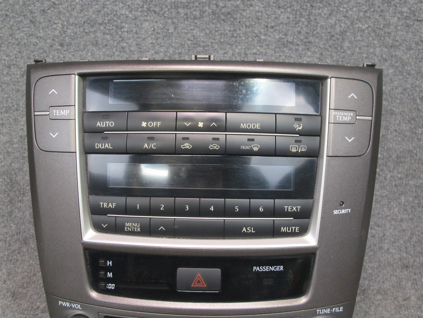 2010 Lexus IS250 Convert Radio Am-fm CD Player Head Unit Climate Control OEM