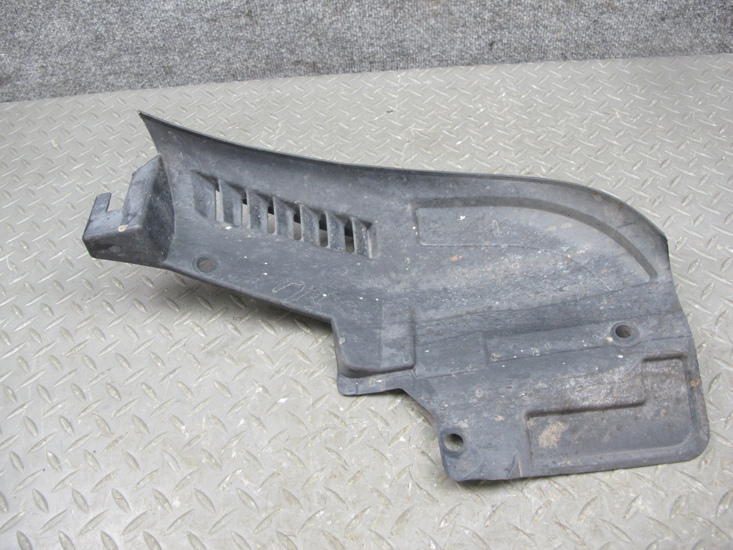 03-08 Nissan 350Z Coupe Set of 2 Rear Left & Right MUD Splash Flap Guard OEM