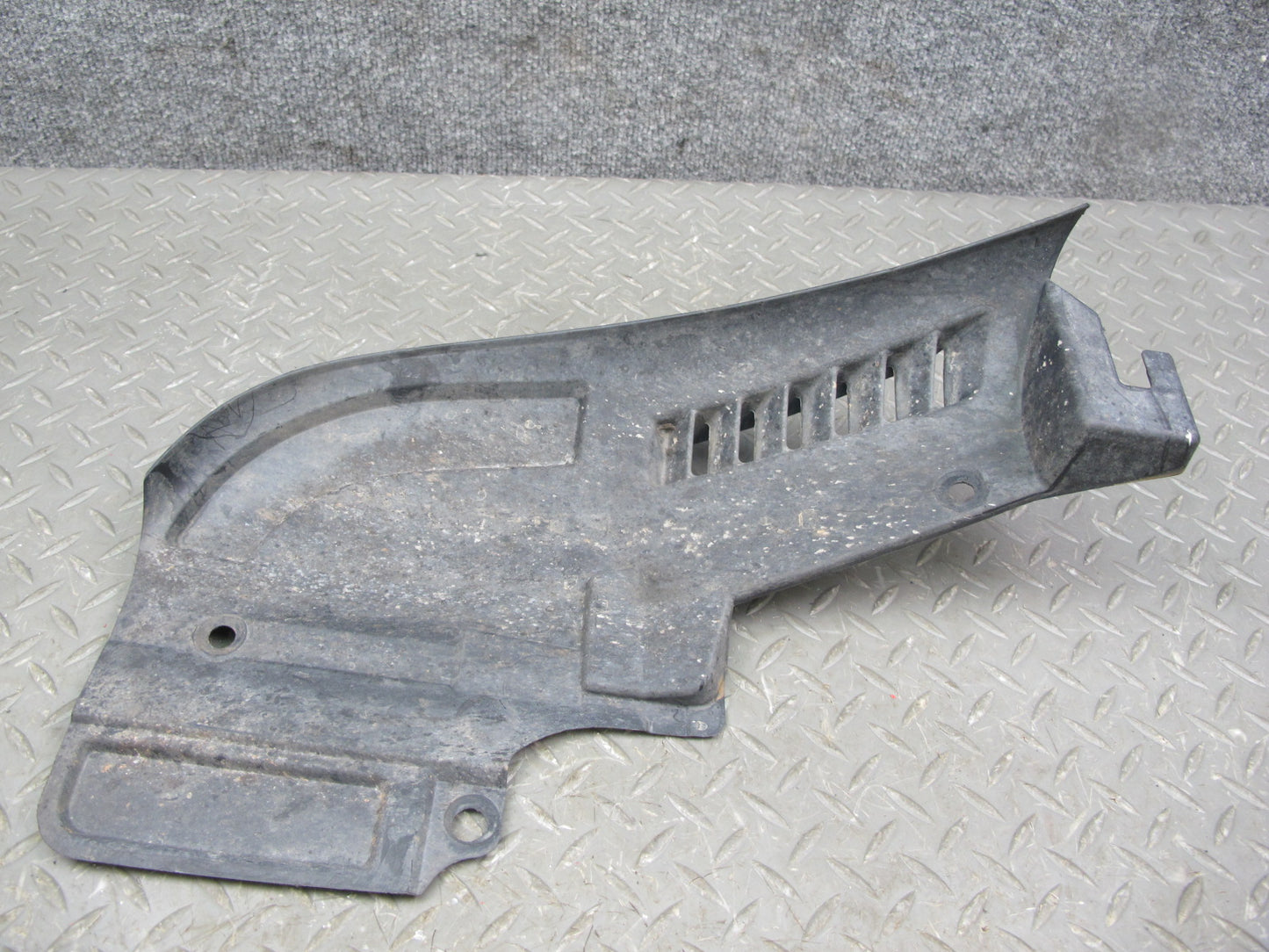 03-08 Nissan 350Z Coupe Set of 2 Rear Left & Right MUD Splash Flap Guard OEM