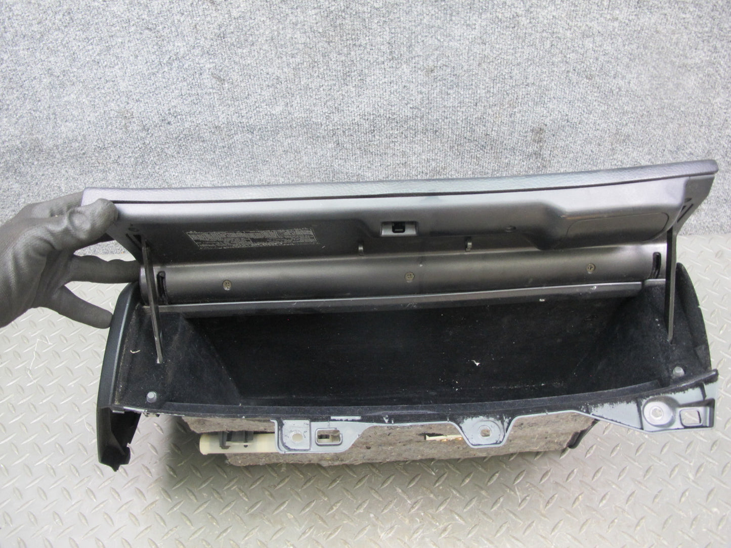 01-03 Lexus UCF30L LS430 Dash Glove Box Compartment Storage 55509-50020 OEM