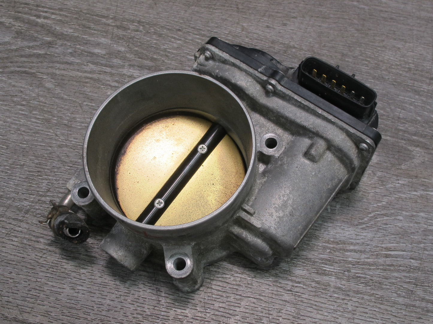 07-17 Lexus UVF46L LS460 LS600hL Engine Throttle Body 22030-38010 OEM