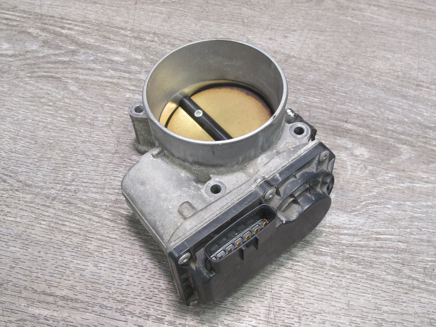 07-17 Lexus UVF46L LS460 LS600hL Engine Throttle Body 22030-38010 OEM