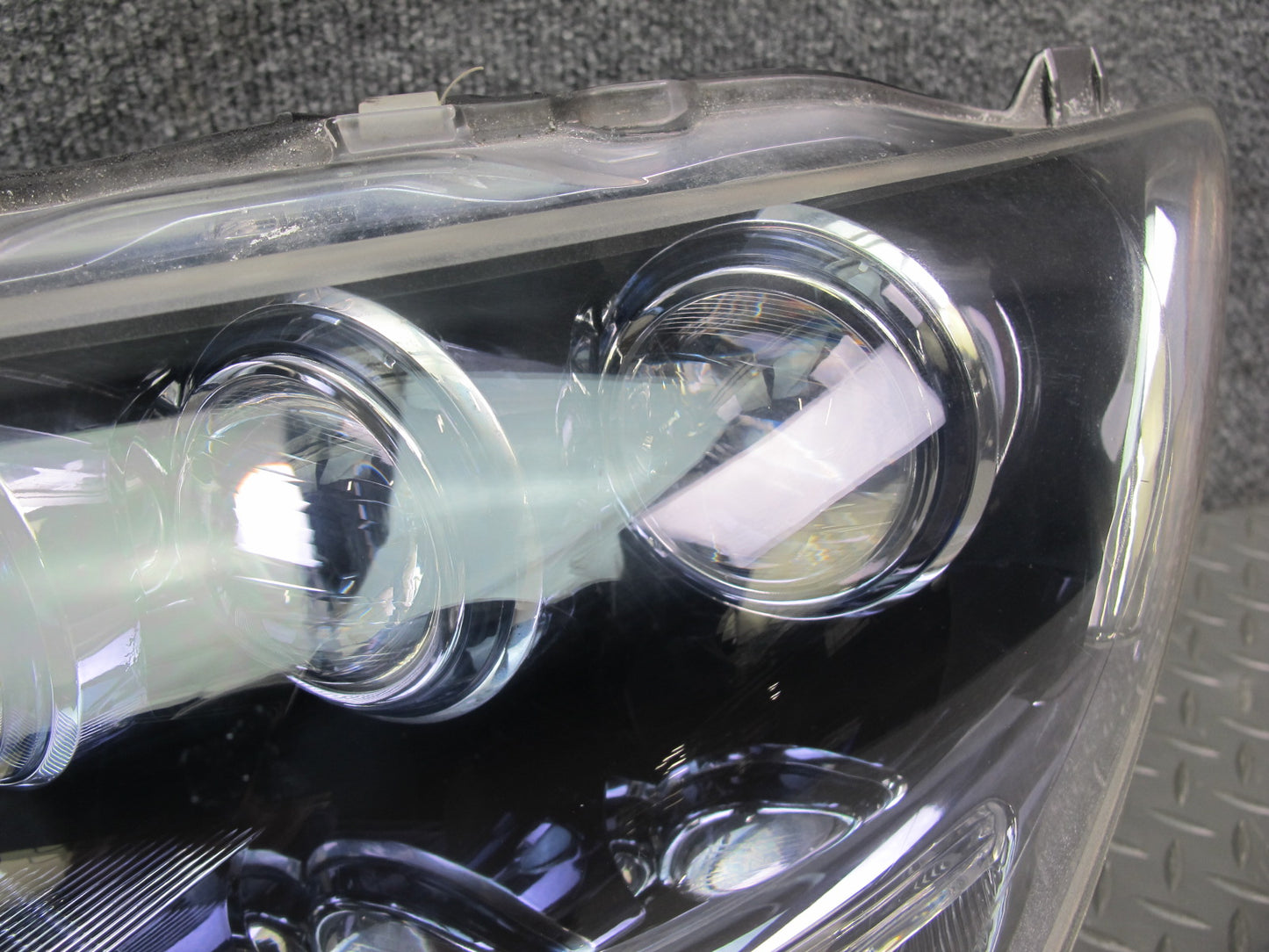 08-09 Lexus UVF46L LS600h Front Left LED Headlight Lamp w Ballast OEM