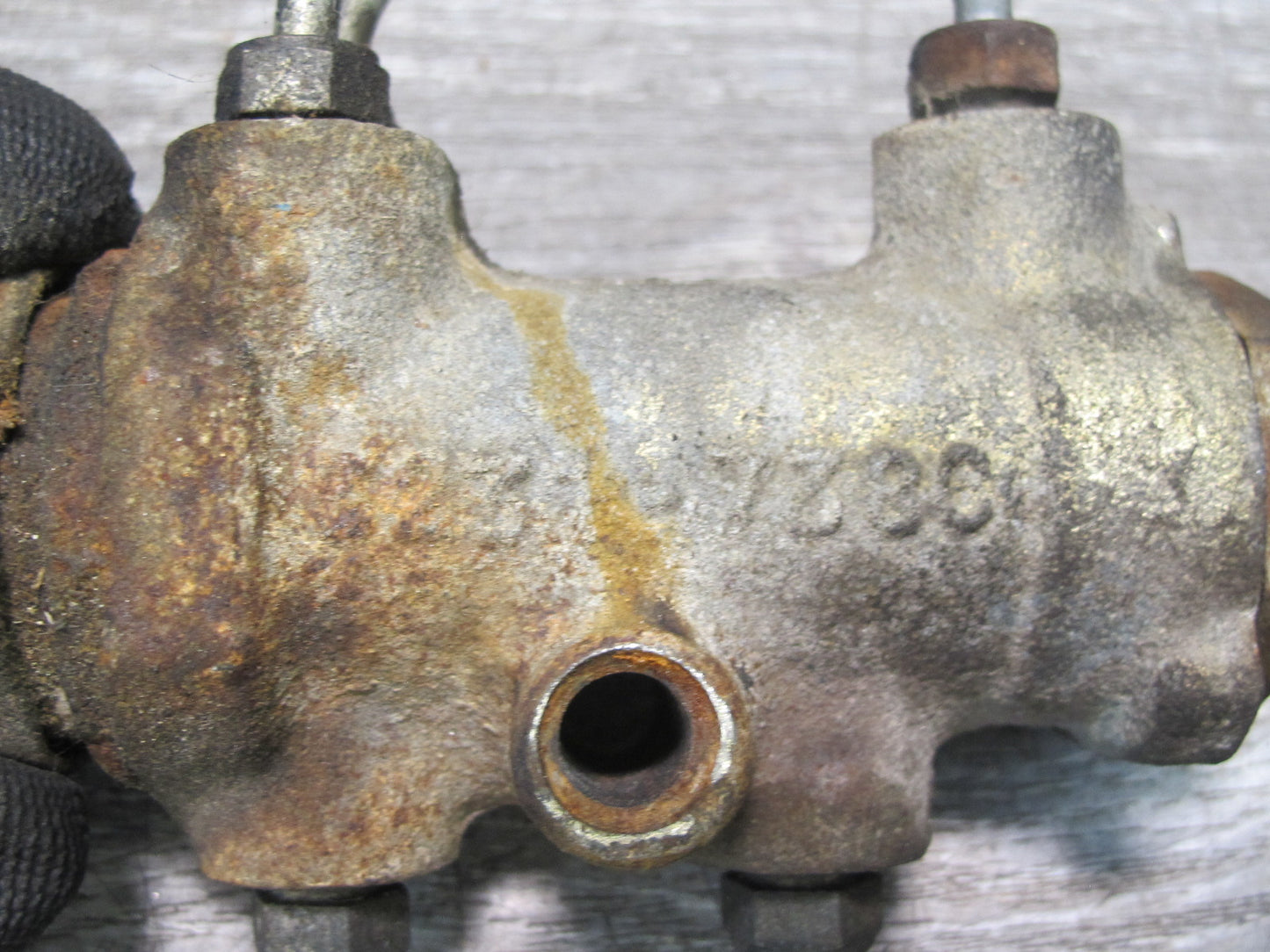 75-82 Triumph TR7 Brake Valve OEM