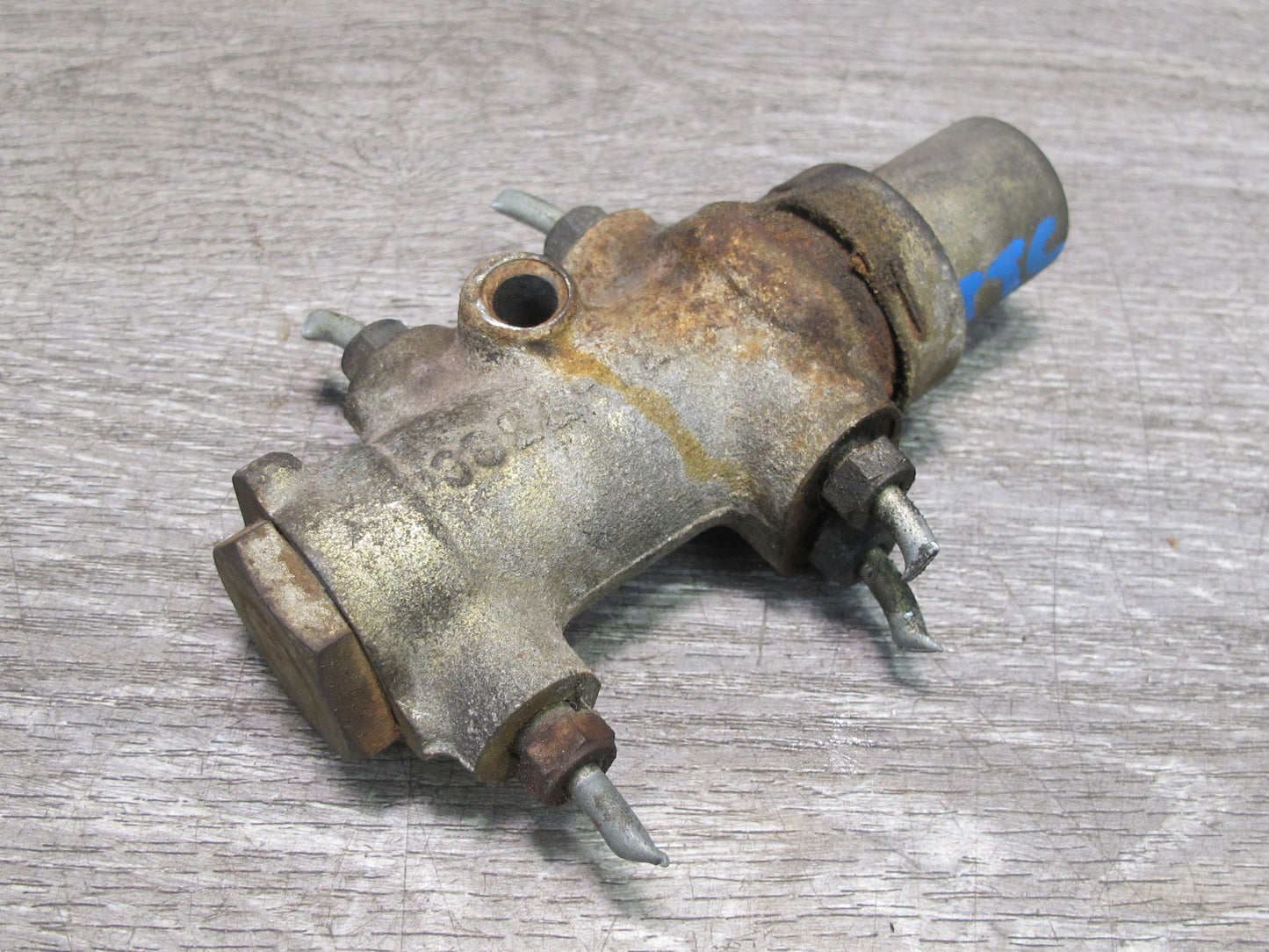 75-82 Triumph TR7 Brake Valve OEM
