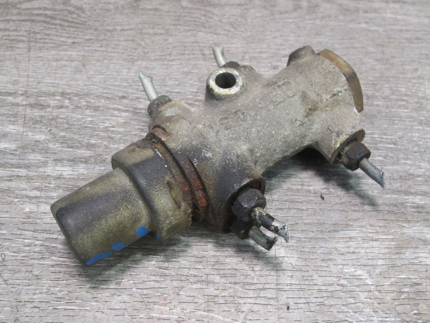 75-82 Triumph TR7 Brake Valve OEM