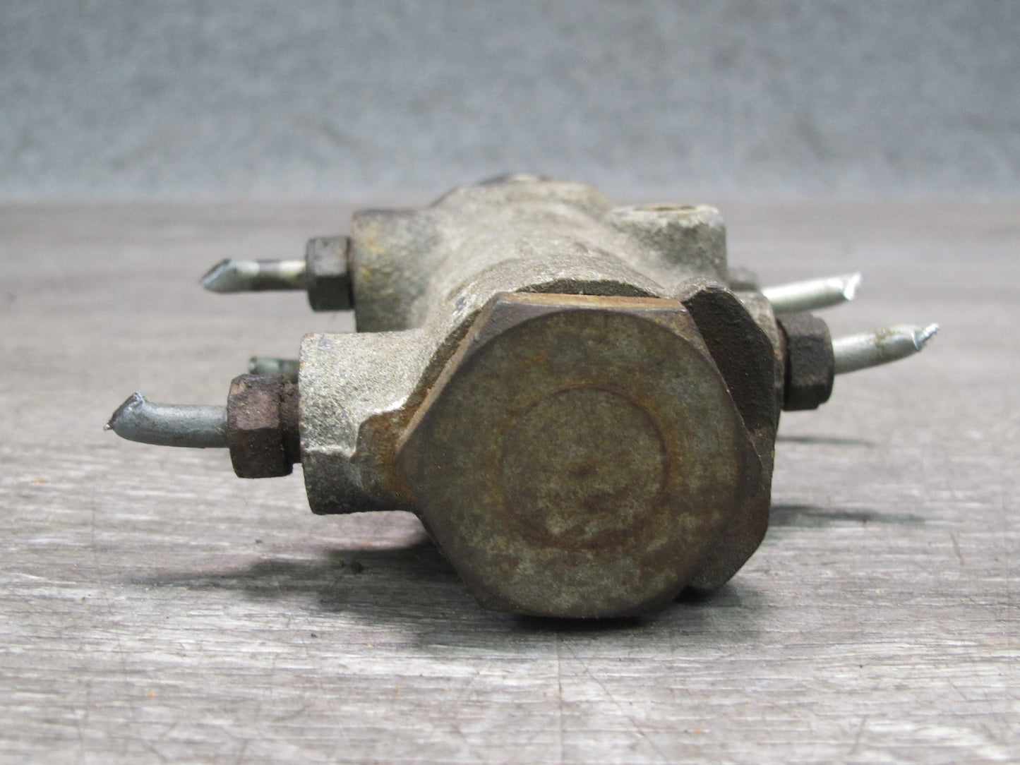 75-82 Triumph TR7 Brake Valve OEM