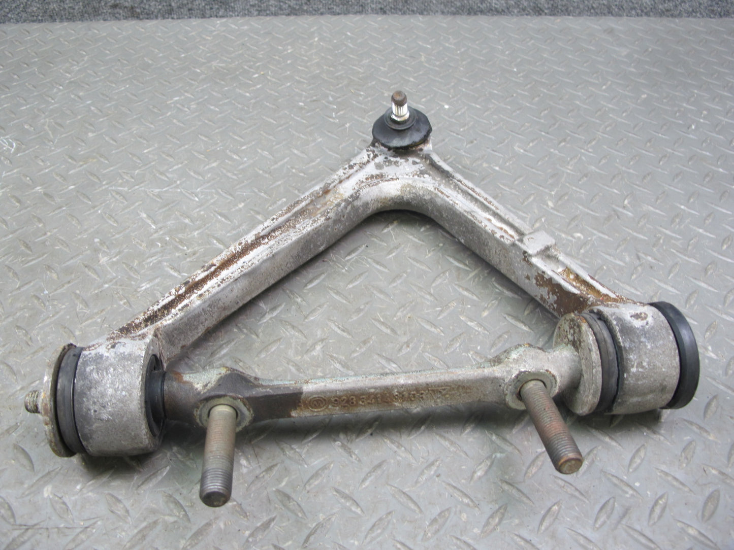 1984-1986 Porsche 928 S Front Left Upper & Lower Control Arm Set of 2