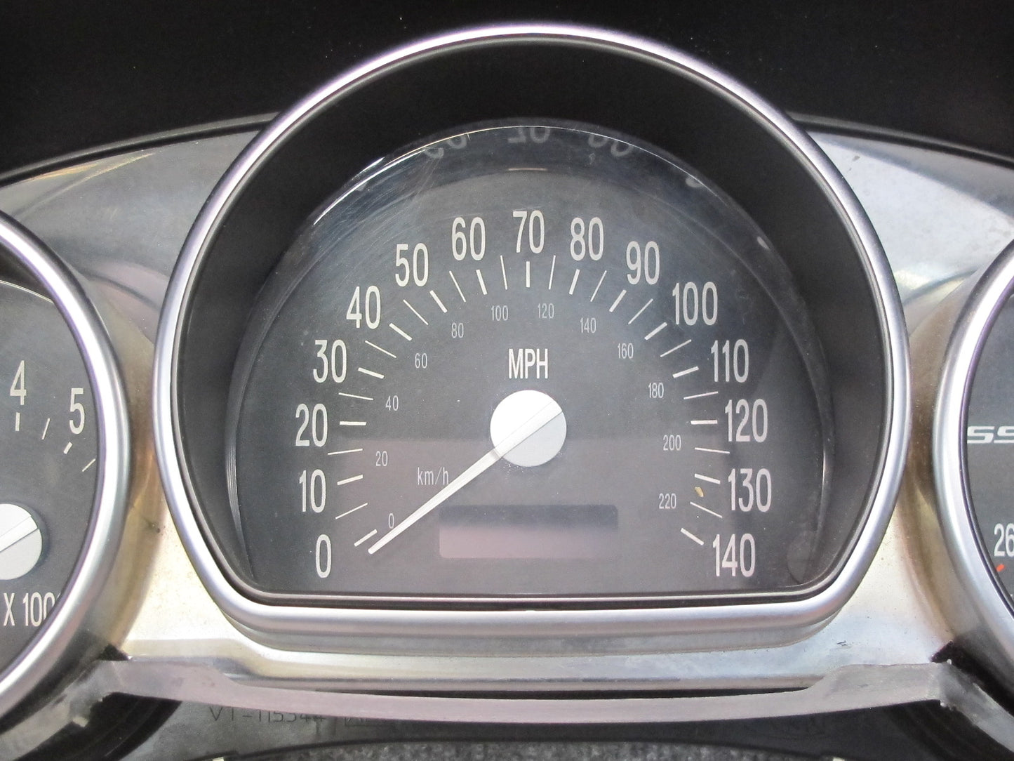 2005 Chevrolet SSR A/T Instrument Cluster Gauge Speedometer 28021780 OEM