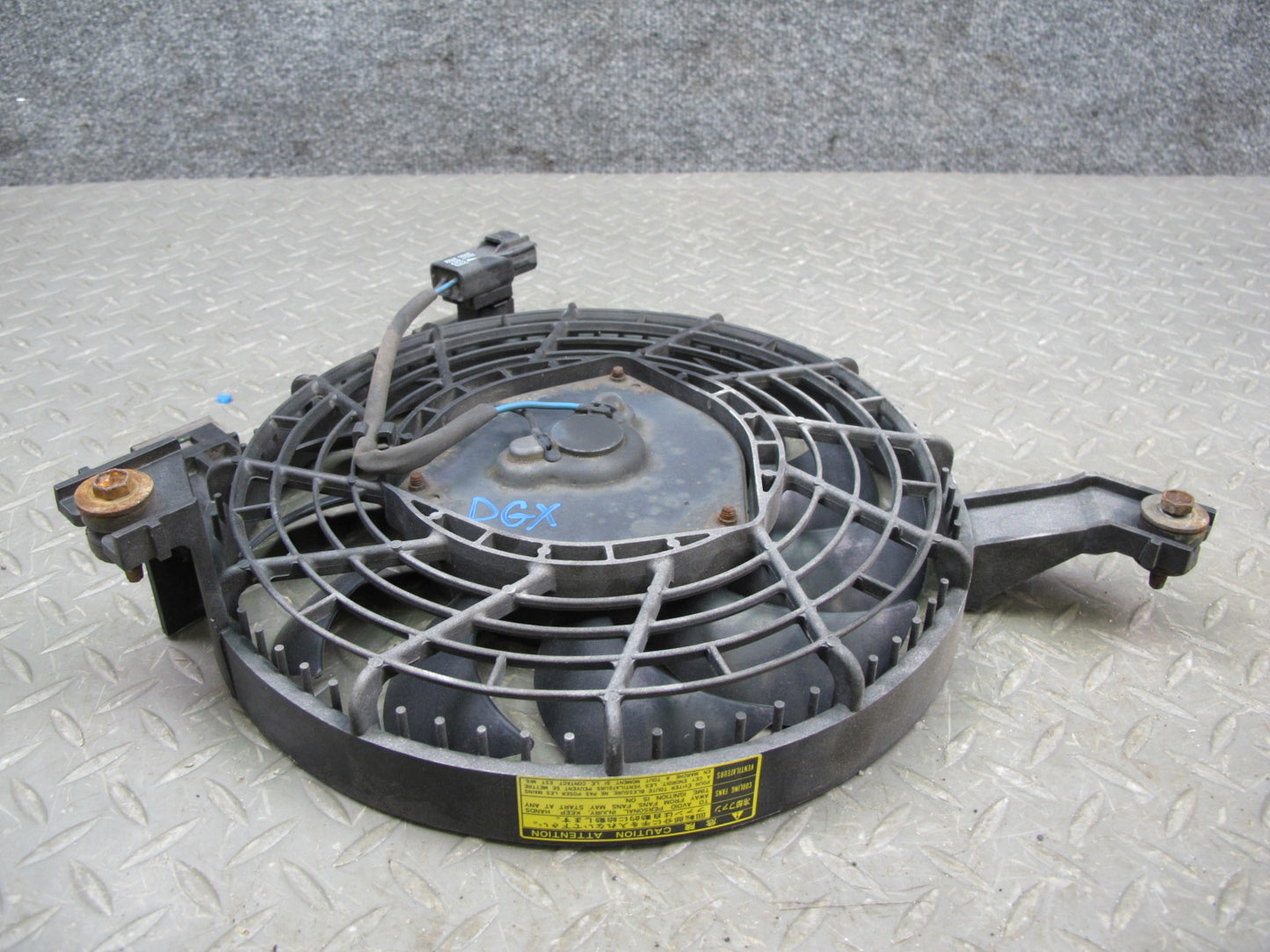 2003-2009 Lexus UZJ120L GX470 A/C Air Condition Condenser Fan Motor