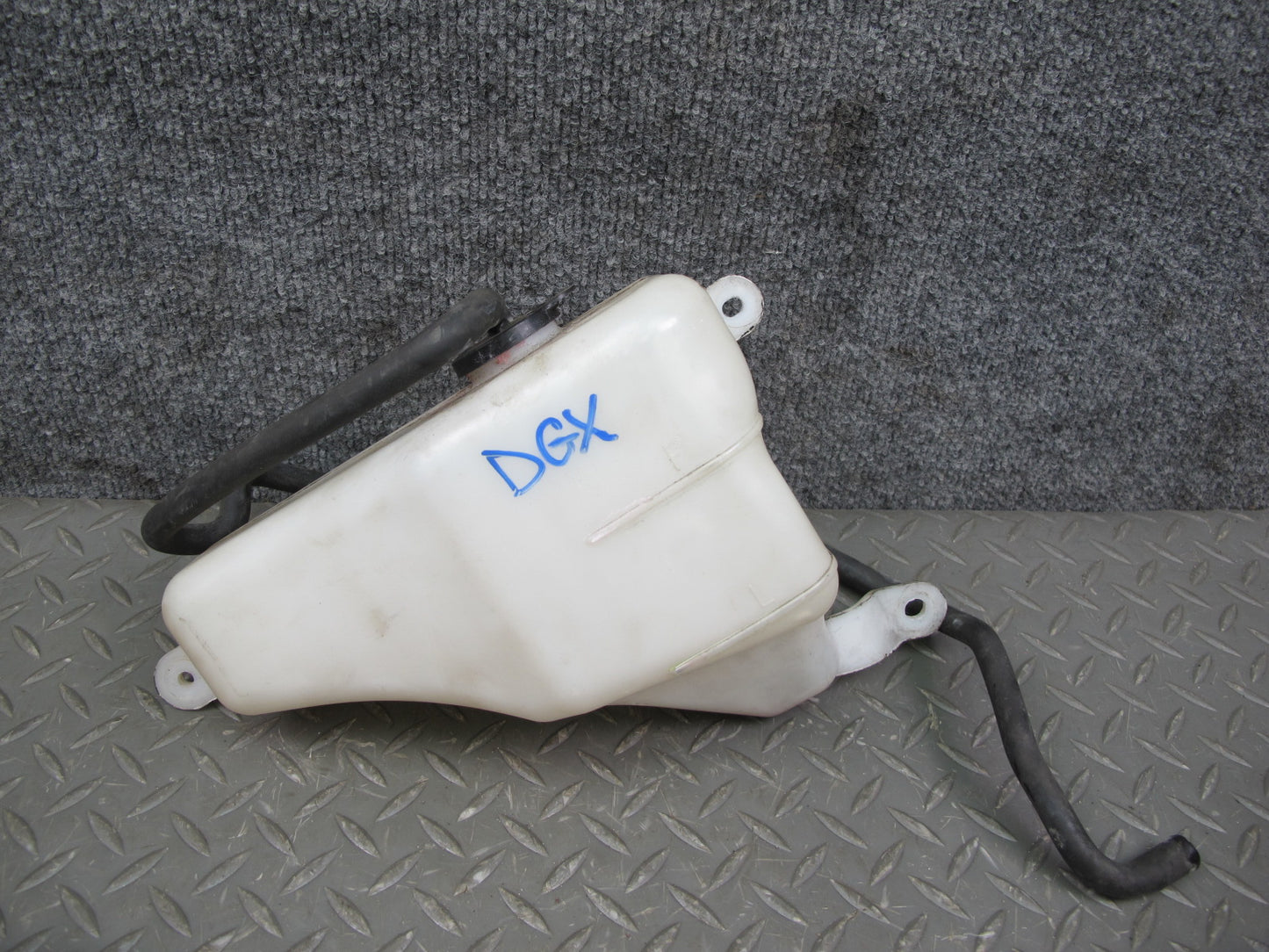 2003-2009 Lexus GX470 Engine Coolant Epxansion Overflow Reservoir Tank