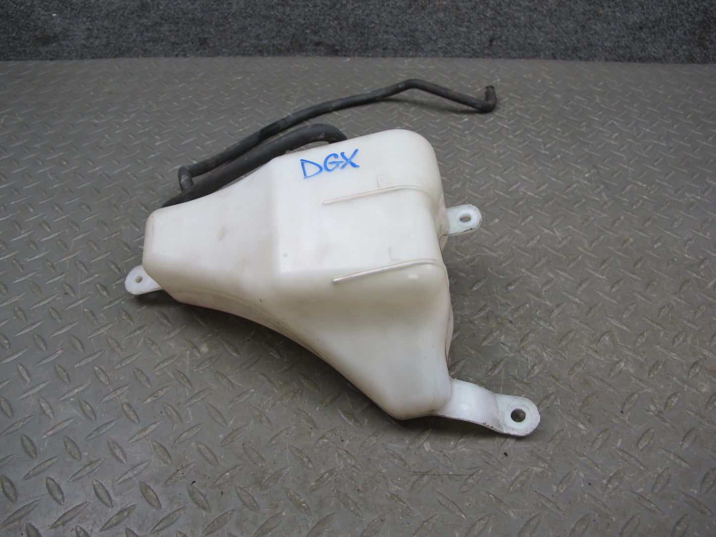 2003-2009 Lexus GX470 Engine Coolant Epxansion Overflow Reservoir Tank