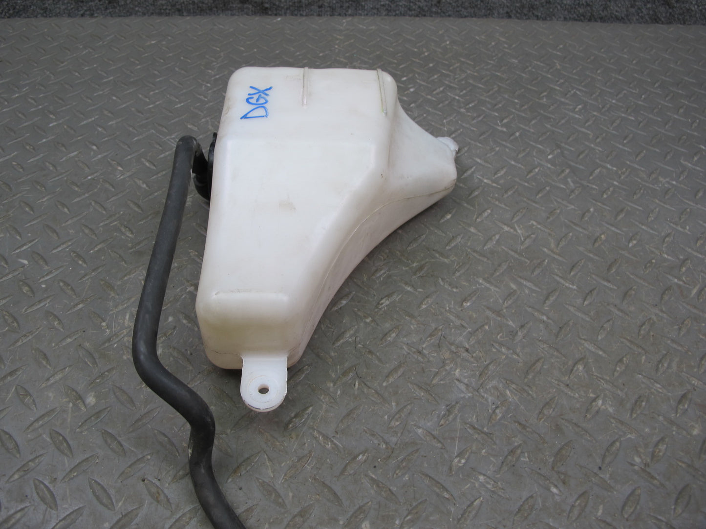 2003-2009 Lexus GX470 Engine Coolant Epxansion Overflow Reservoir Tank