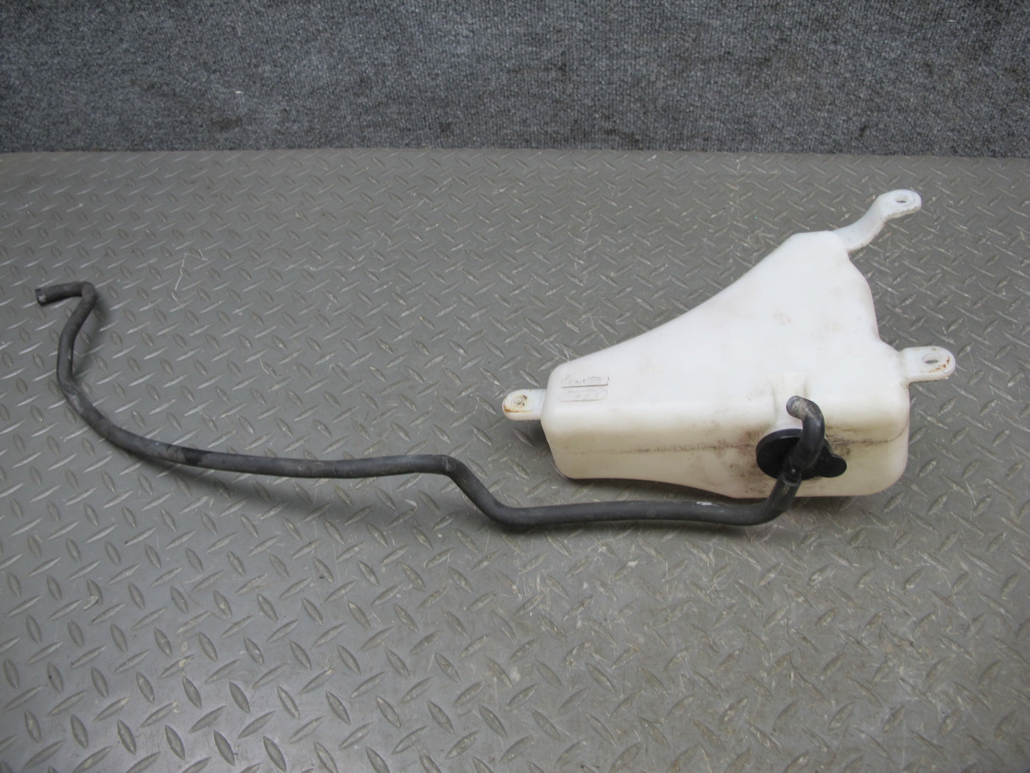 2003-2009 Lexus GX470 Engine Coolant Epxansion Overflow Reservoir Tank