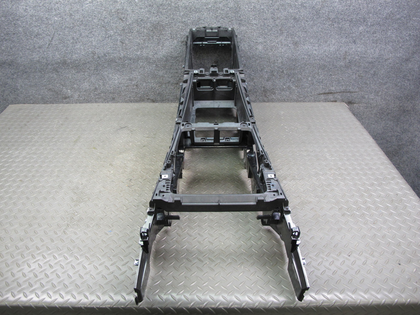 08-14 BMW E71 X6 Center Console Mount Bracket Support OEM