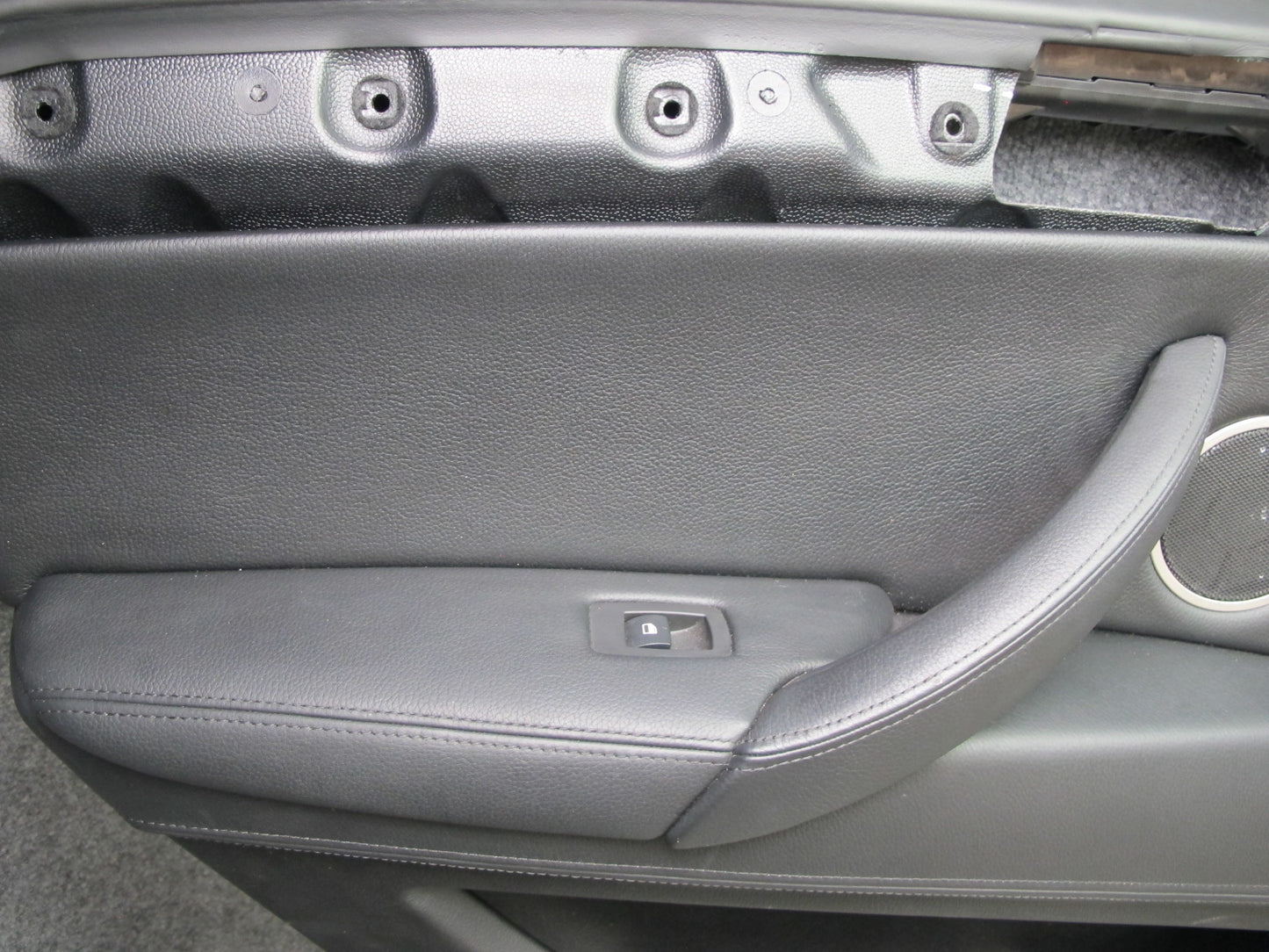10-14 BMW E71 X6 X6M Set of 2 Rear Door Interior Trim Panel w Sun Shades OEM