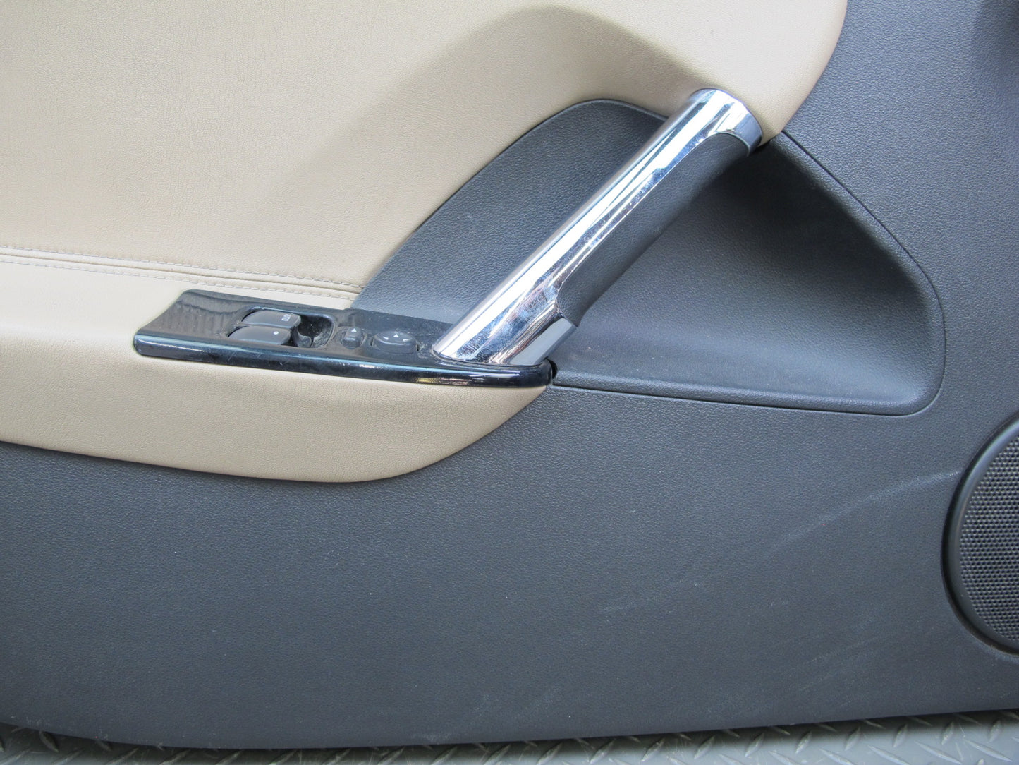 07-08 Saturn SKY Set of 2 Left & Right Interior Door Trim Cover Panel OEM