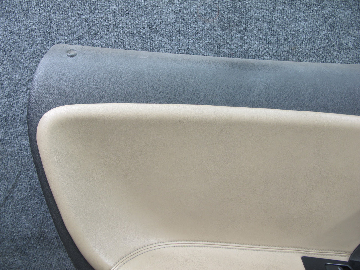 07-08 Saturn SKY Set of 2 Left & Right Interior Door Trim Cover Panel OEM