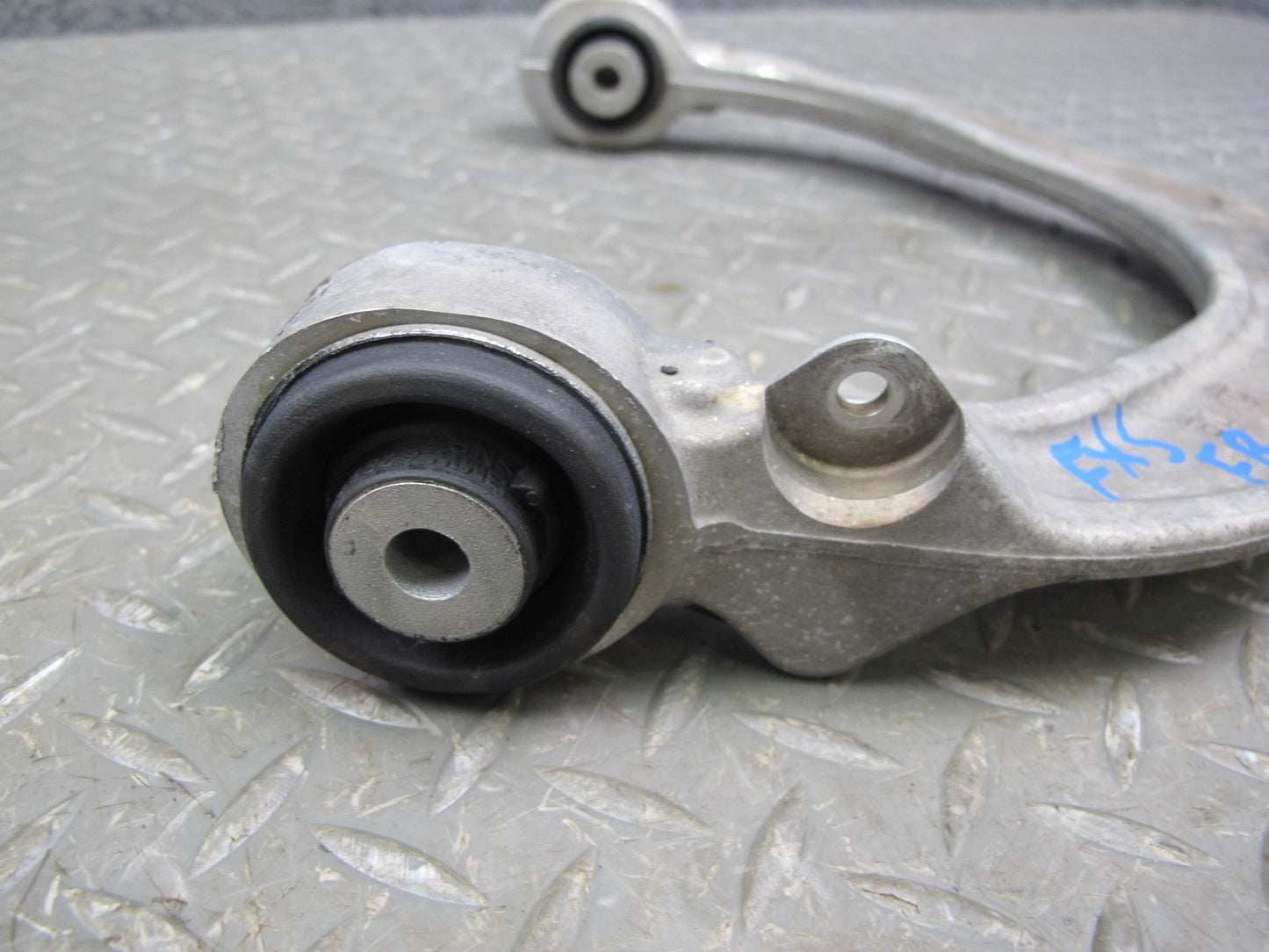 10-14 BMW E70 E71 X5M X6M Front Right Upper Lower Control Arm Wishbone Set OEM