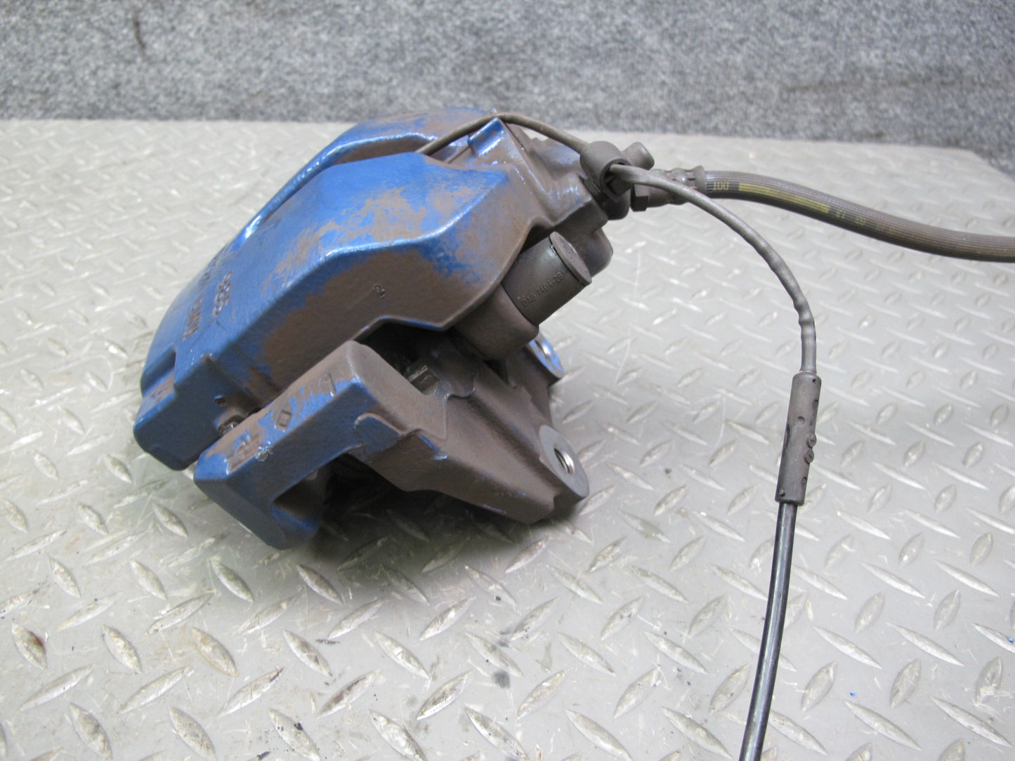13-14 BMW E70 E71 X5M X6M Set of 2 Rear Left & Right Brake Caliper OEM