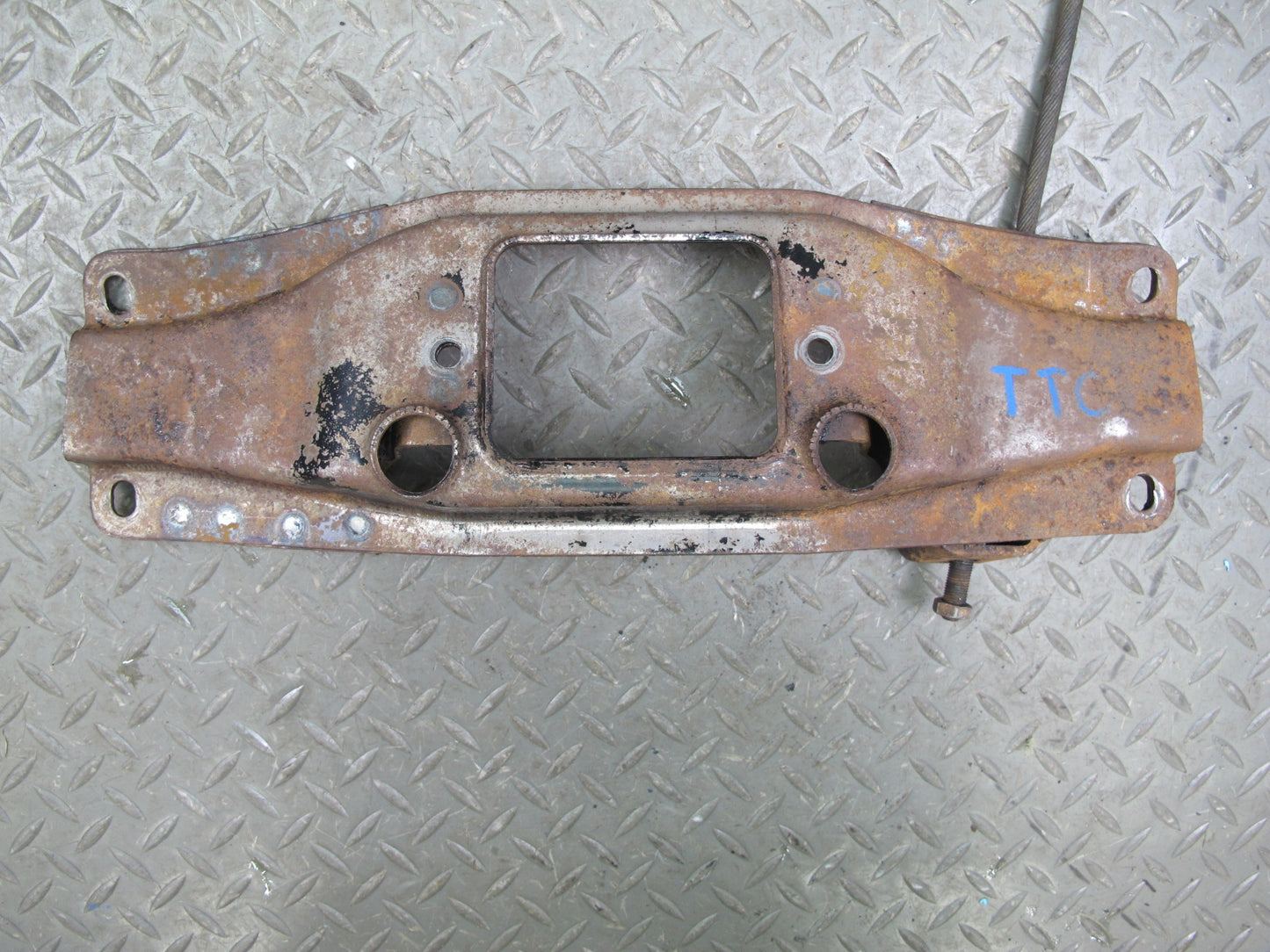75-82 Triumph TR7 Manual Transmission Crossmember Mount Support Bracket OEM
