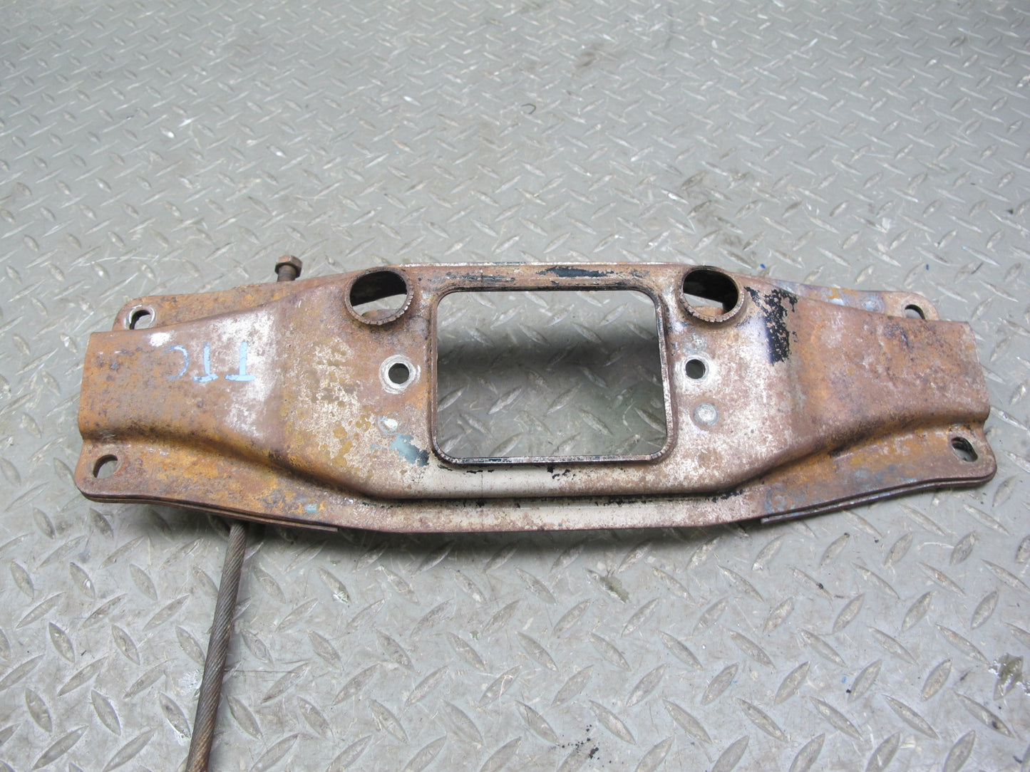 75-82 Triumph TR7 Manual Transmission Crossmember Mount Support Bracket OEM