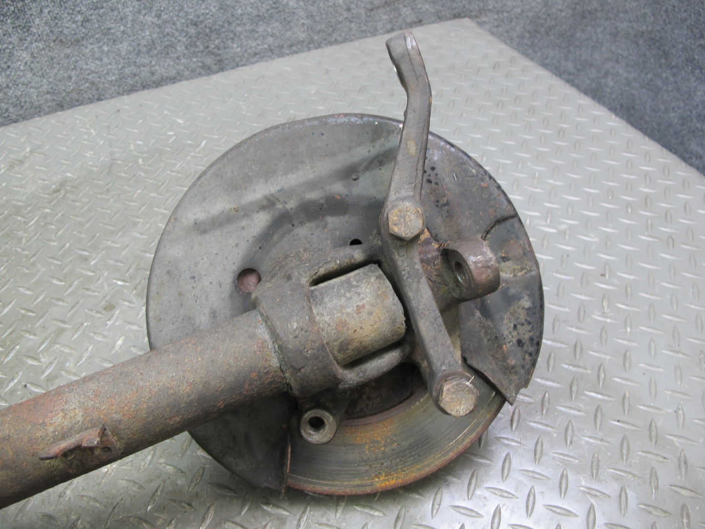 75-82 Triumph TR7 Front Spindle Knuckle Wheel Hub Shock Absorber Set OEM