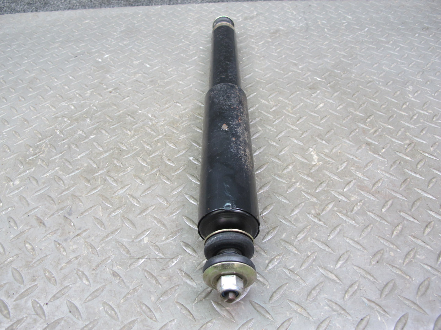 75-82 Triumph TR7 Set of 2 Rear Left & Right Strut Shock Absorber OEM