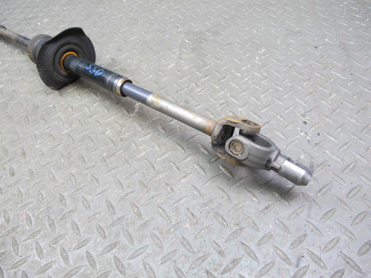 07-10 Saturn SKY Solstice Steering Column Intermediate U Joint Shaft OEM