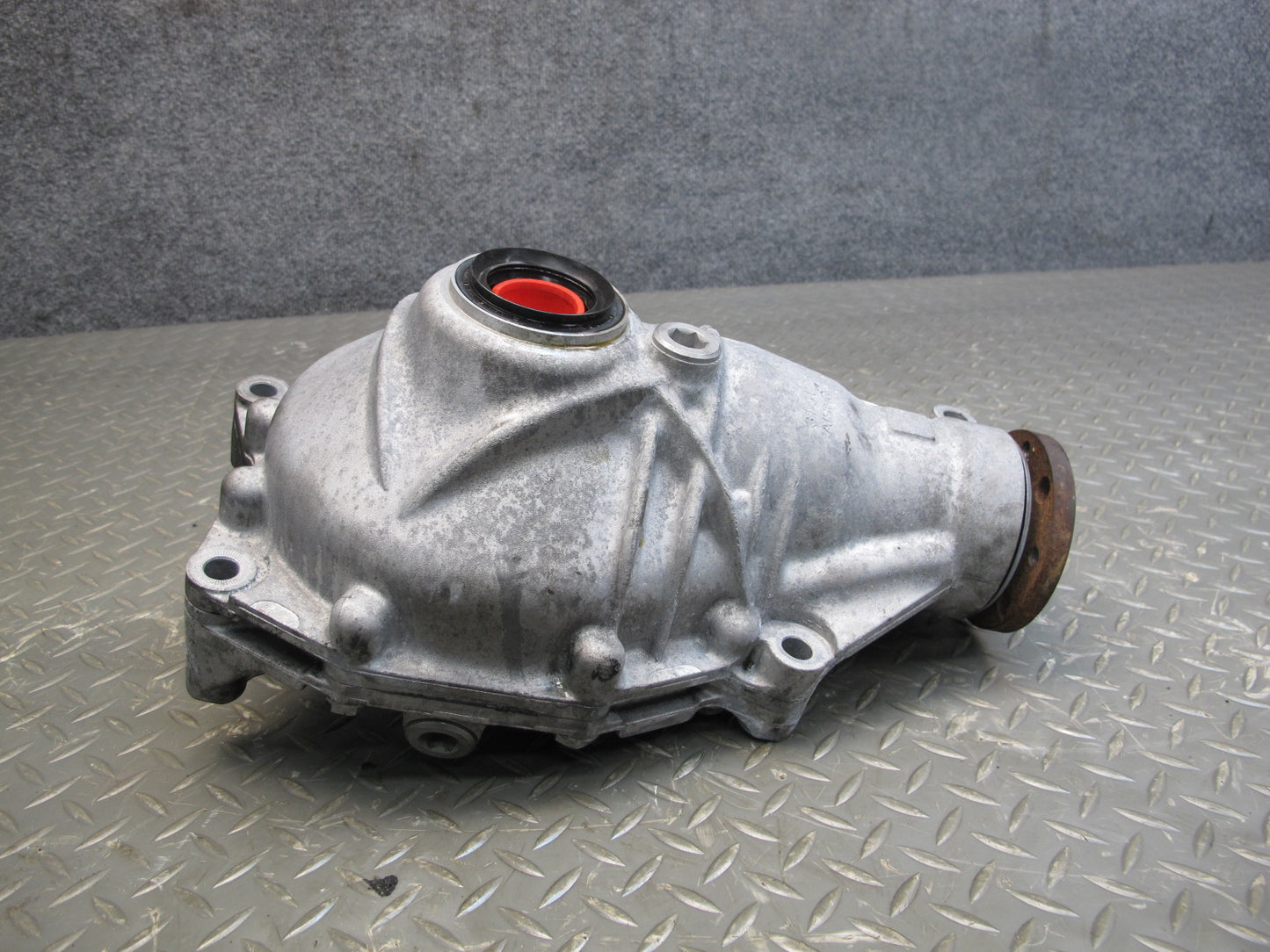 11-14 BMW E70 E71 X5M X6M AWD Front Differential Carrier 3.91 Ratio 68k OEM