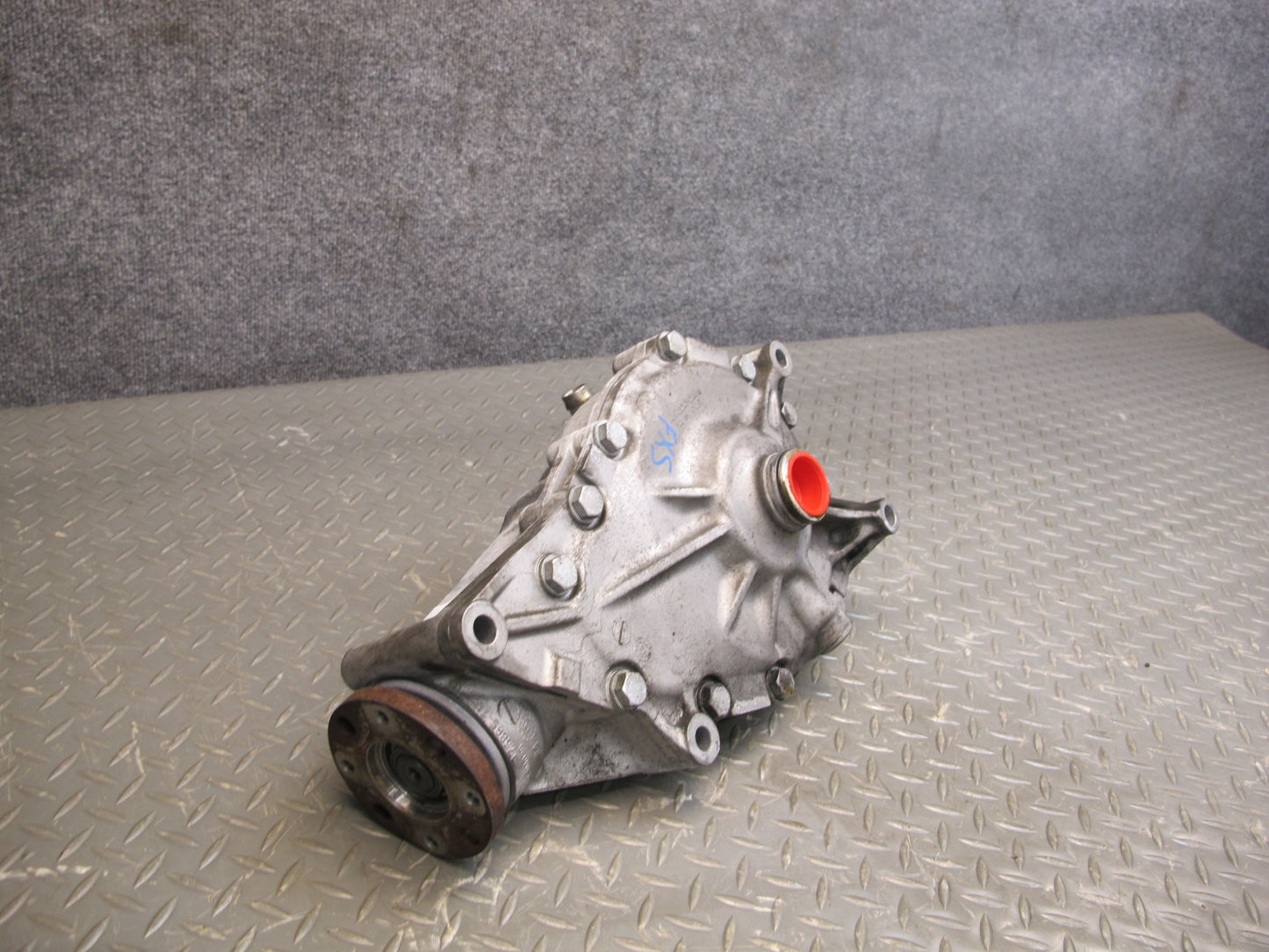 11-14 BMW E70 E71 X5M X6M AWD Front Differential Carrier 3.91 Ratio 68k OEM