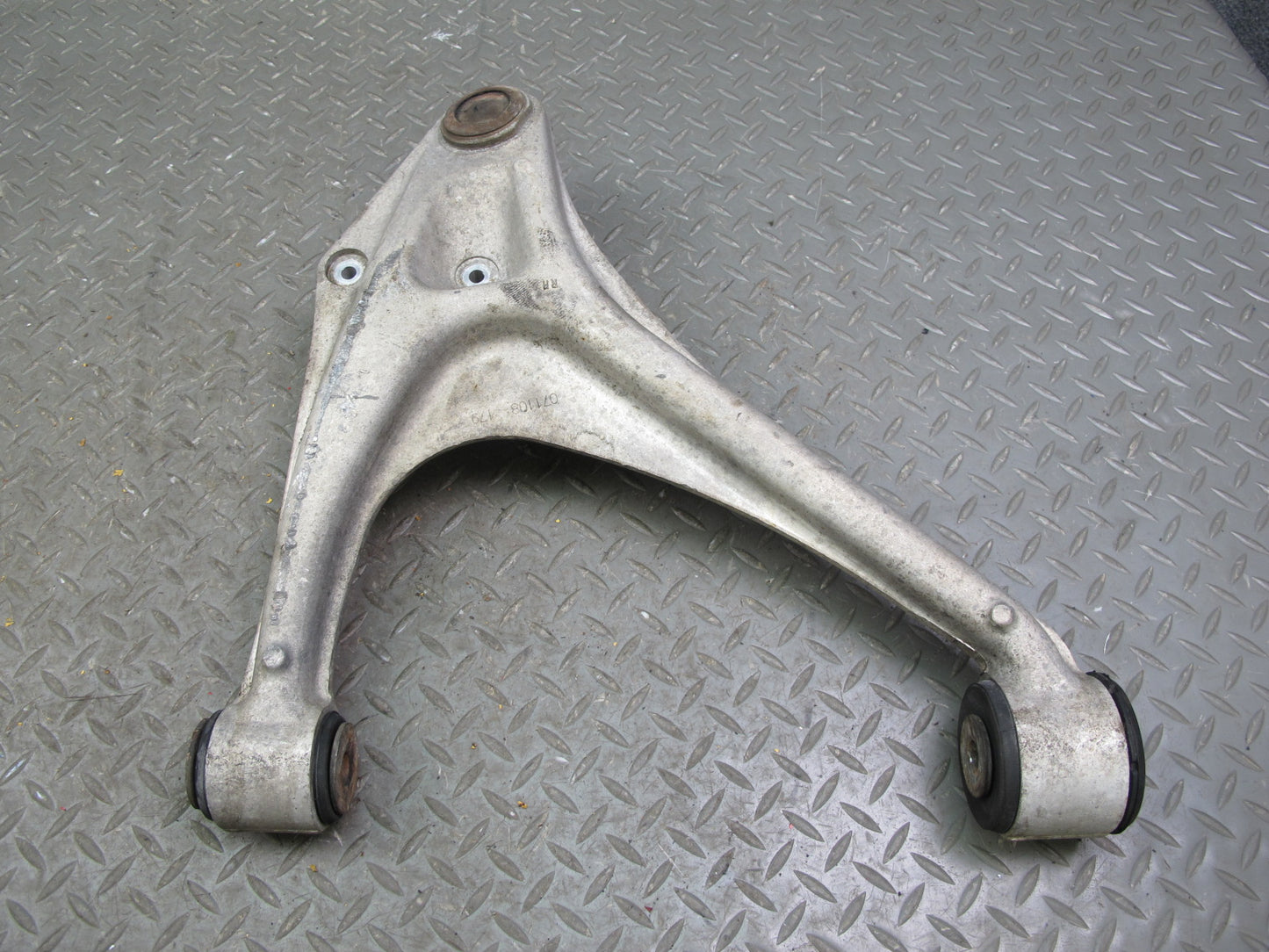 07-10 Saturn SKY Set of 2 Rear Right Suspension Upper & Lower Control Arm OEM