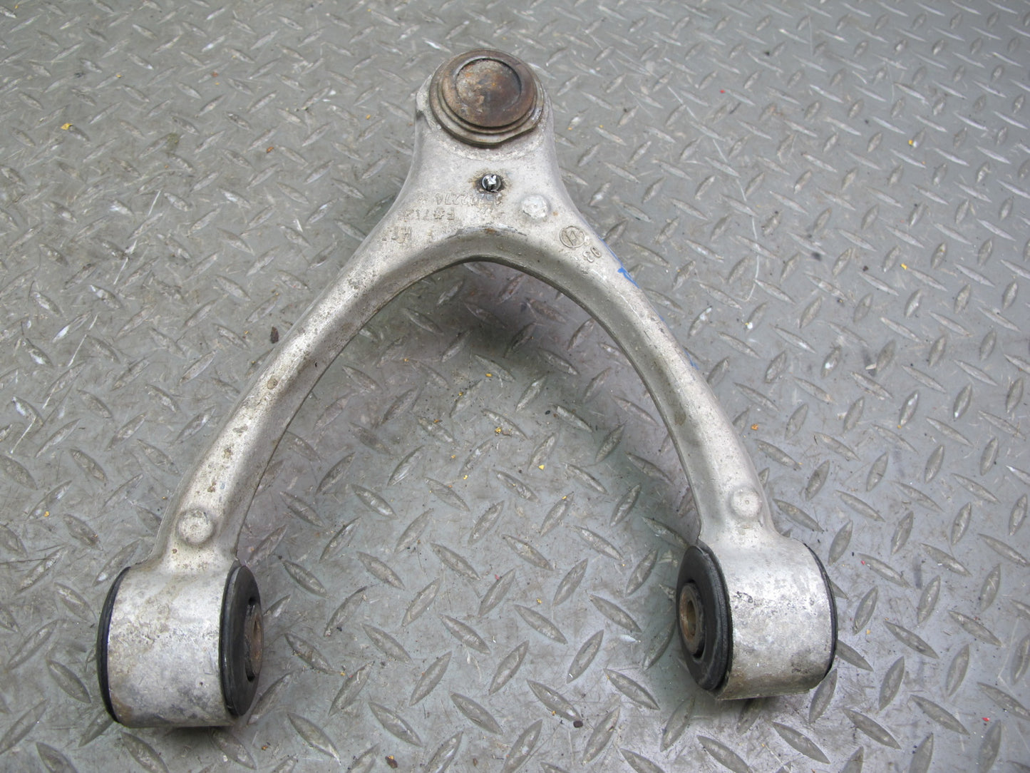 07-10 Saturn SKY Set of 2 Front Right Suspension Upper & Lower Control Arm OEM