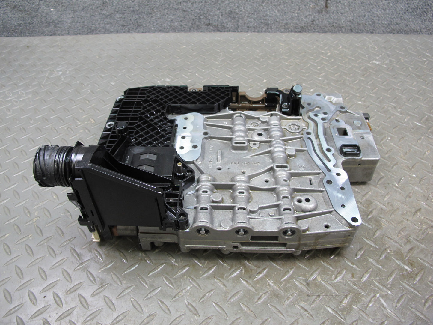 12-14 BMW E70 E71 X5M X6M 6HP-26Z Auto Transmission Valve Body Mechatronic OEM