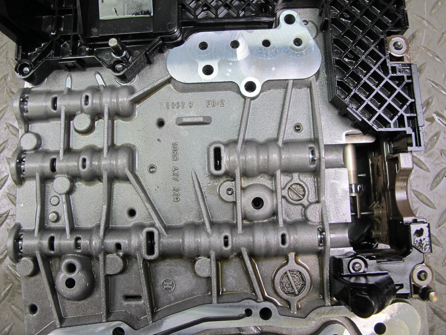 12-14 BMW E70 E71 X5M X6M 6HP-26Z Auto Transmission Valve Body Mechatronic OEM