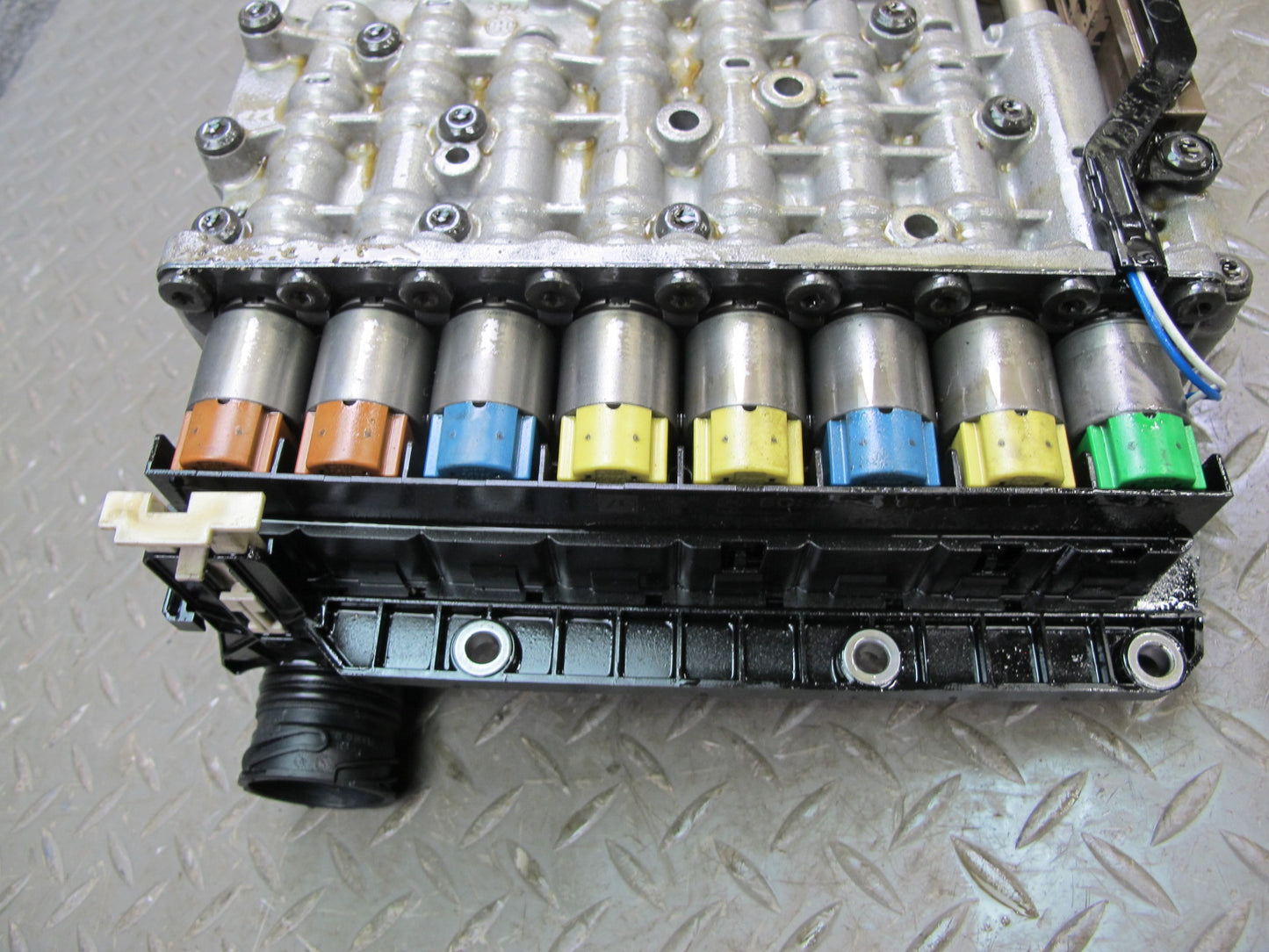 12-14 BMW E70 E71 X5M X6M 6HP-26Z Auto Transmission Valve Body Mechatronic OEM