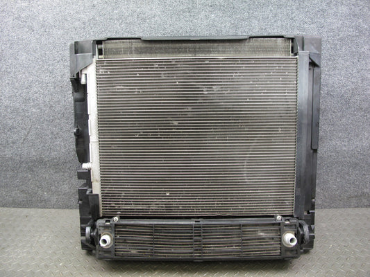 10-14 BMW E70 E71 X5M X6M S63 Engine Radiator Condenser Cooling Fan Shroud OEM