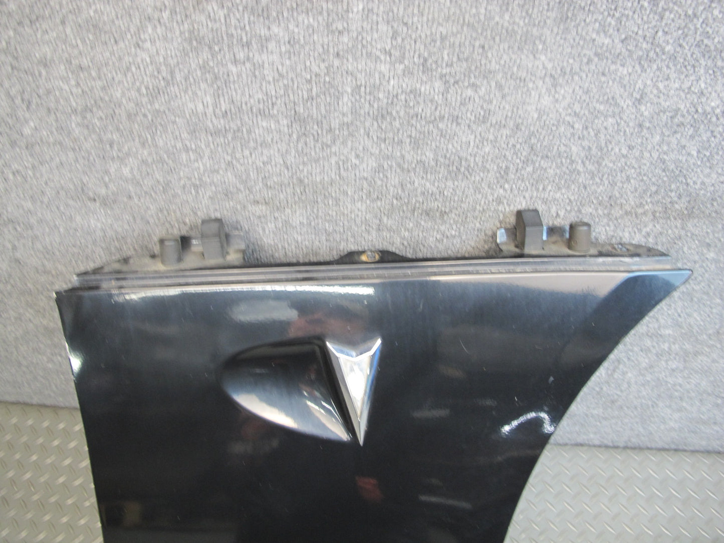 06-09 Pontiac Solstice Front Right Fender Shell Cover Panel OEM