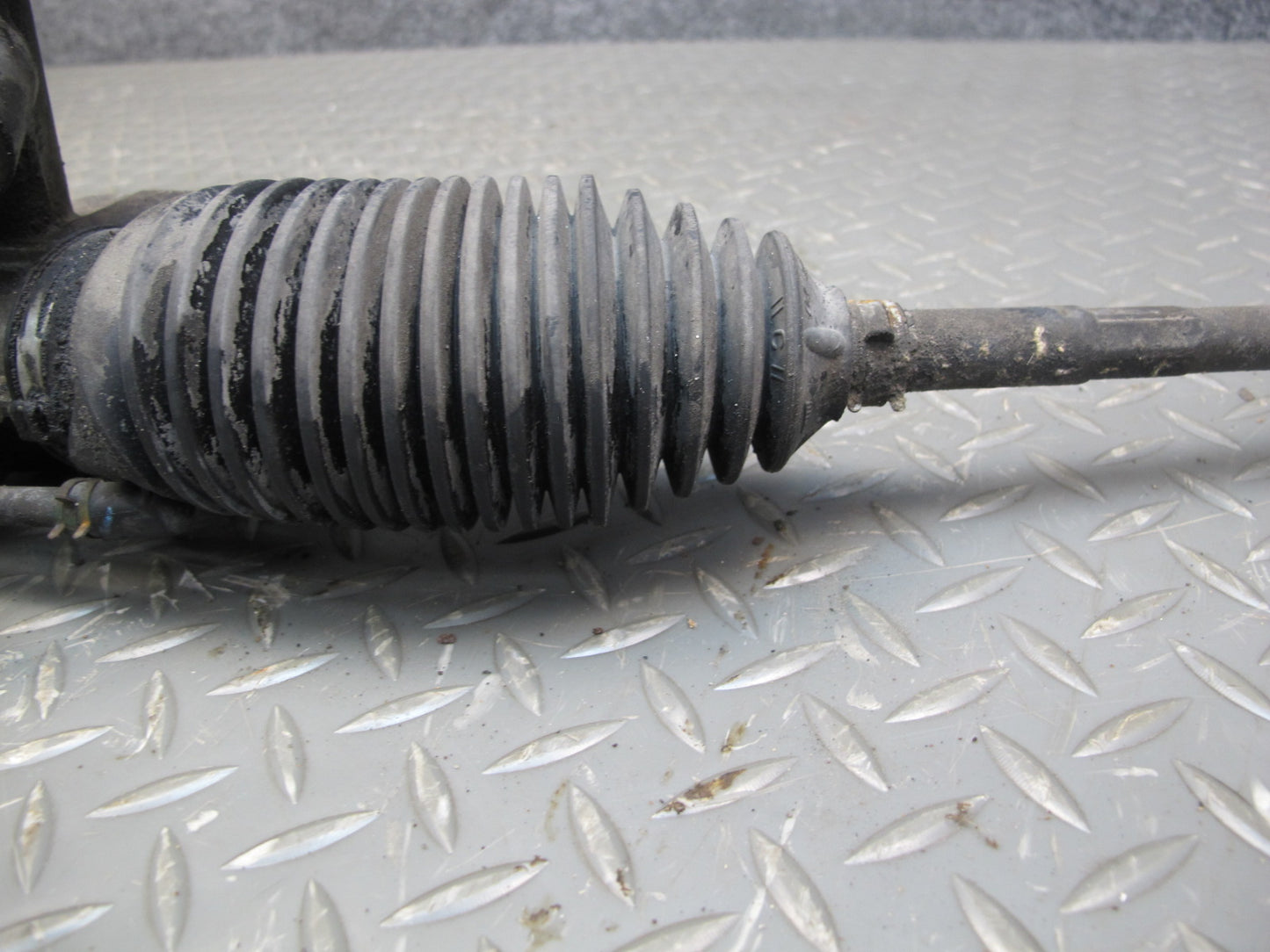 07-10 Saturn SKY Power Steering Rack & Pinion Gear Assembly OEM