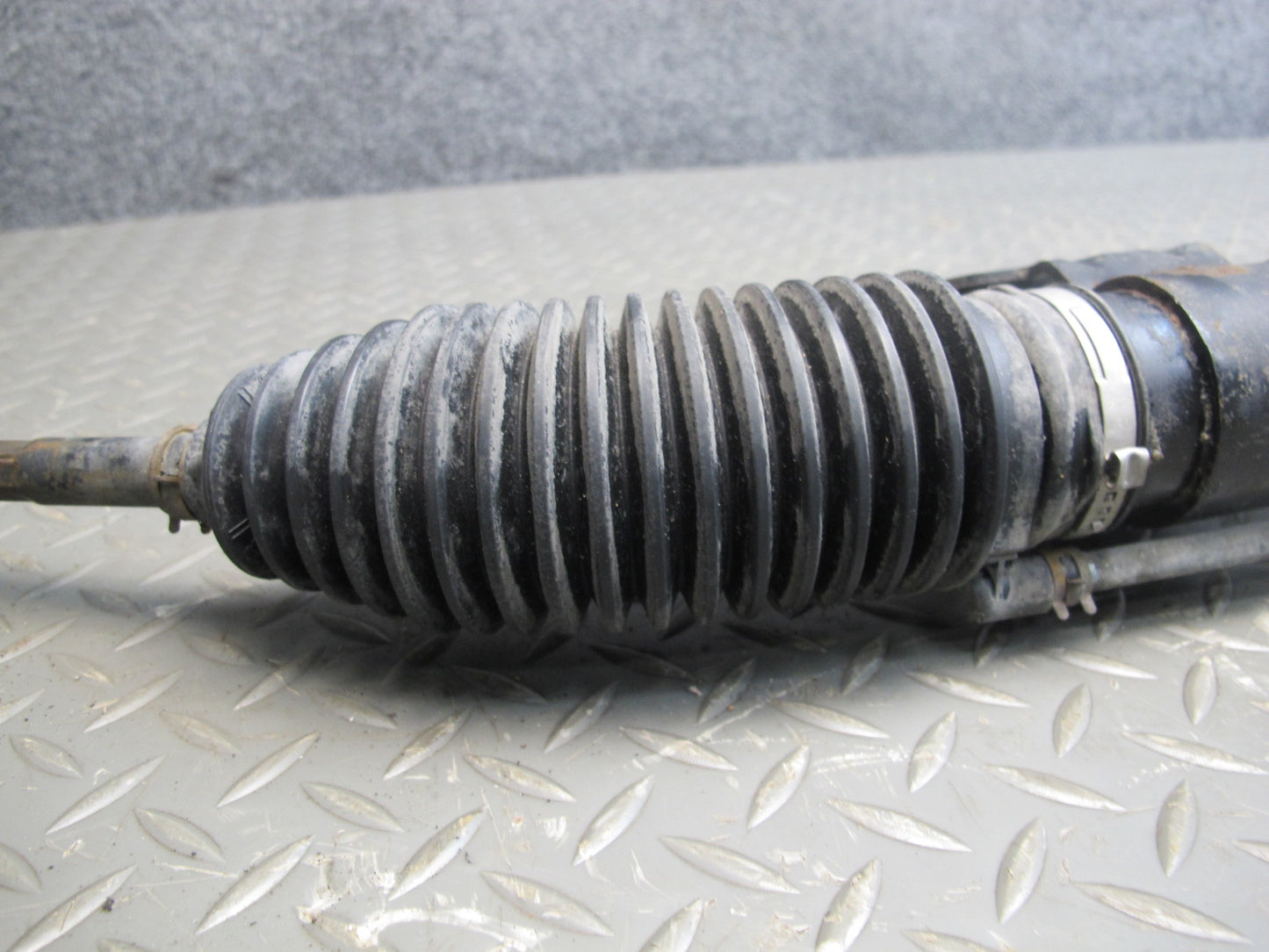 07-10 Saturn SKY Power Steering Rack & Pinion Gear Assembly OEM