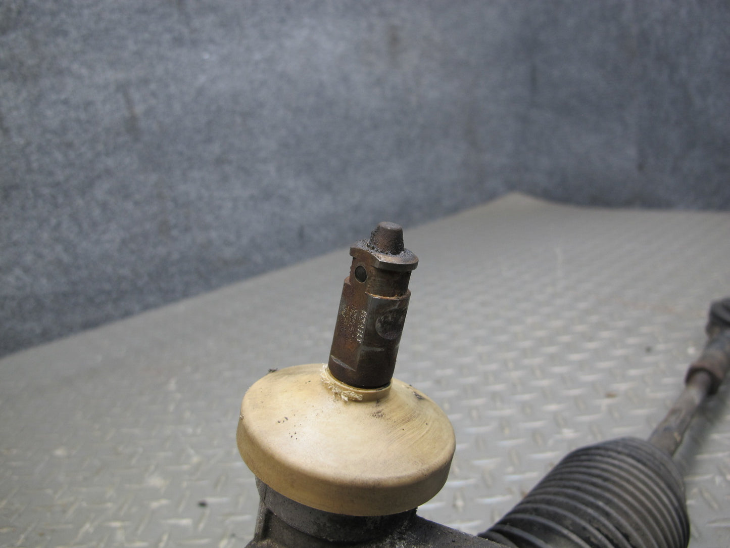 07-10 Saturn SKY Power Steering Rack & Pinion Gear Assembly OEM
