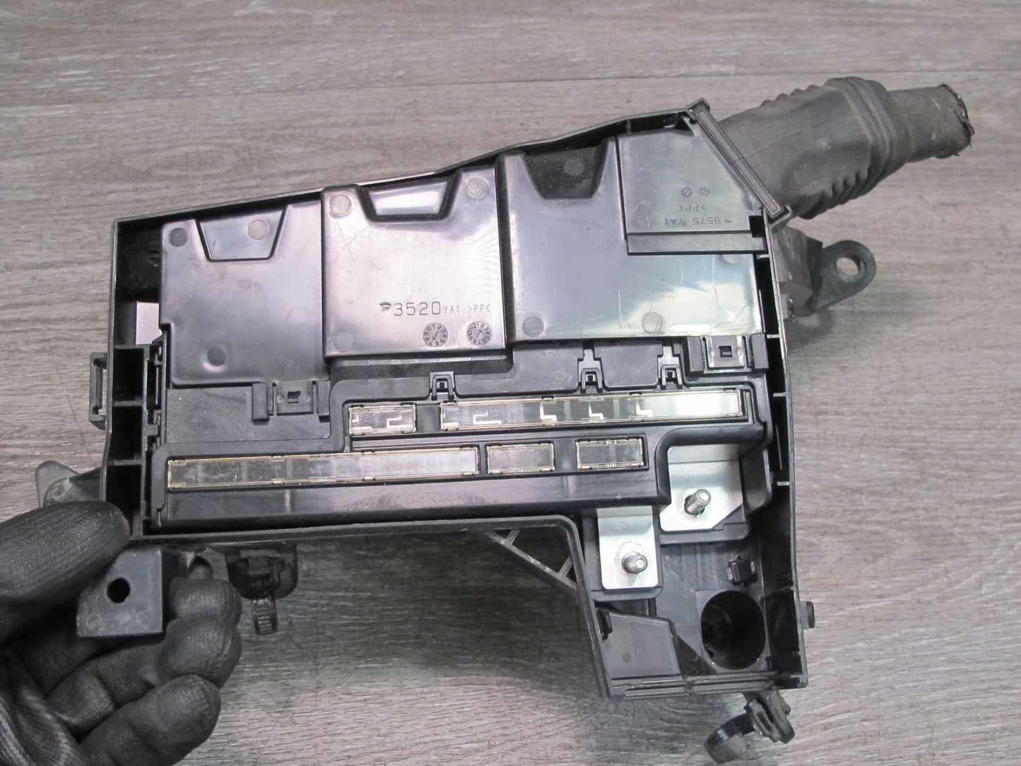08-12 Lexus UVF46 LS600h Hybrid Engine Power Distribution Fuse Relay Box OEM