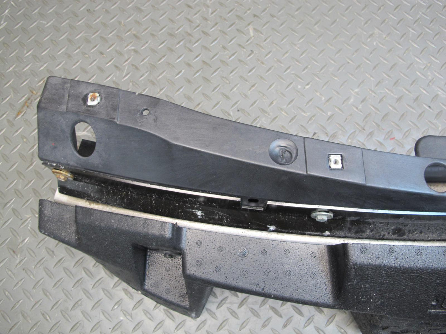 07-09 Pontiac Solstice GXP Front Bumper Impact Reinforcement Bar w Foam OEM